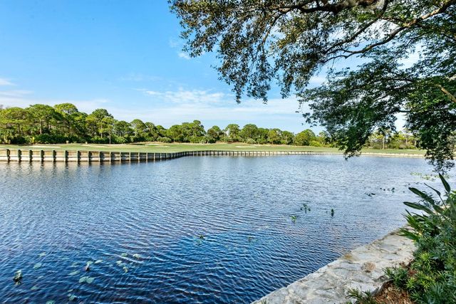 304 Villa Drive Drive, Jupiter, FL 33477