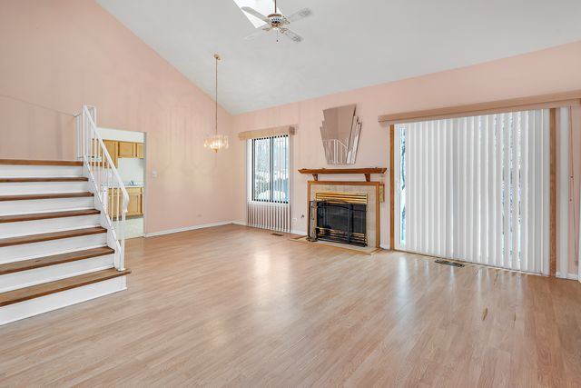 171 N Clare Court, Wood Dale, IL 60191