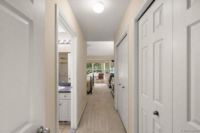 1735 Treyborne Circle, Commerce Twp, MI 48390