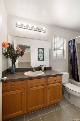 1735 Treyborne Circle, Commerce Twp, MI 48390