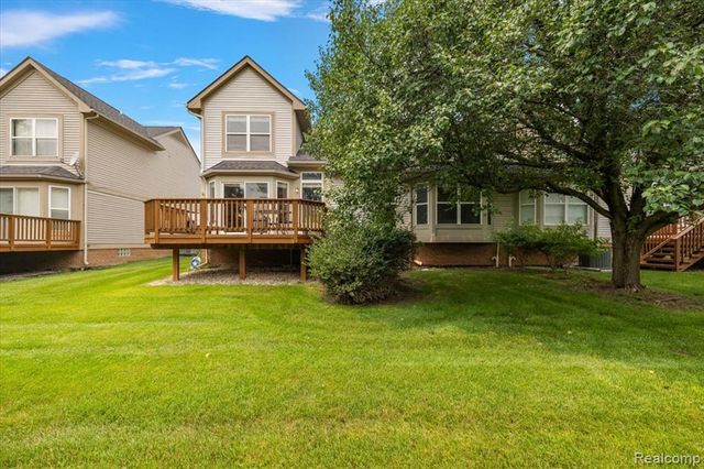 1735 Treyborne Circle, Commerce Twp, MI 48390