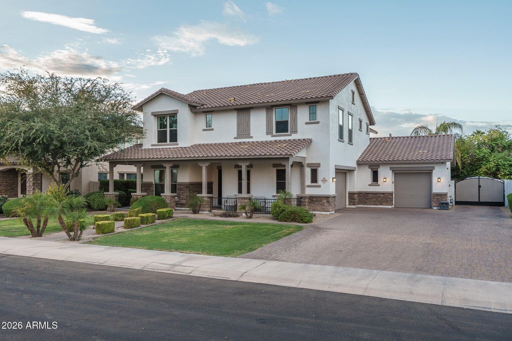14564 W LAJOLLA Drive, Litchfield Park, AZ 85340 — photo 2