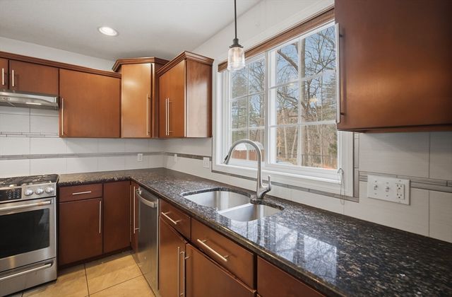 70 Hartwick Street, Springfield, MA 01108