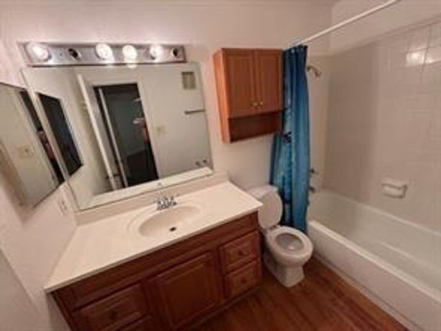 10725 Braes Bend Drive, Houston, TX 77071