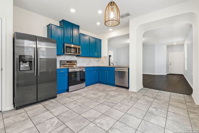 29946 Sebastian, Bulverde, TX 78163