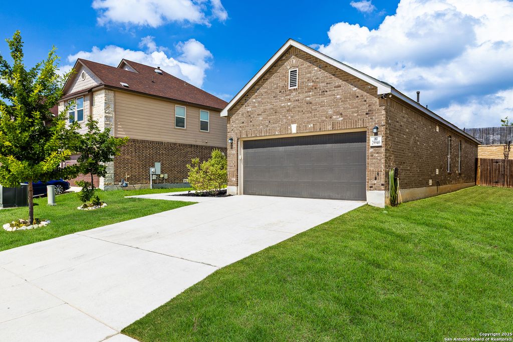 29946 Sebastian, Bulverde, TX 78163