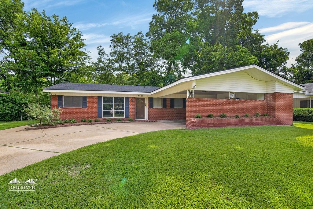 1905 Bayou Drive, Shreveport, LA 71105