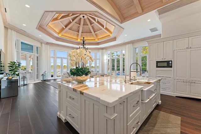 372 Regatta Drive, Jupiter, FL 33477