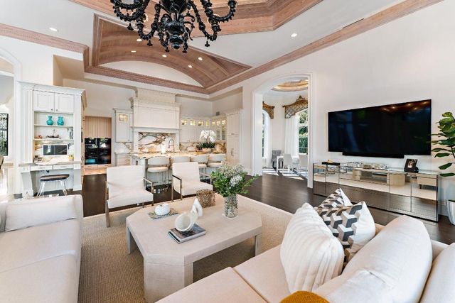 372 Regatta Drive, Jupiter, FL 33477