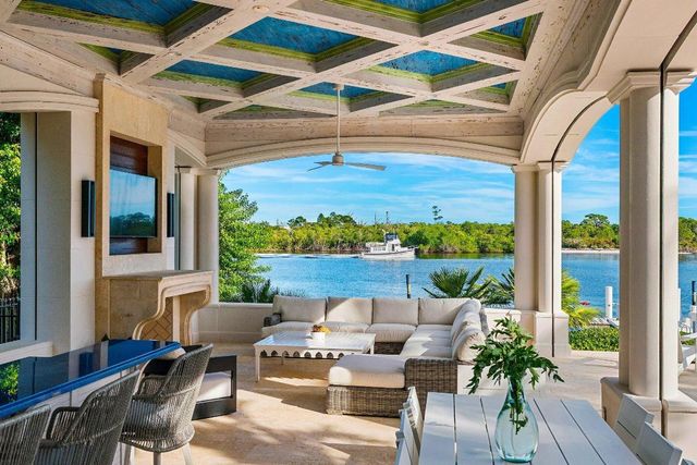 372 Regatta Drive, Jupiter, FL 33477