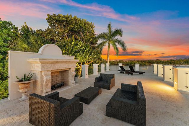 372 Regatta Drive, Jupiter, FL 33477