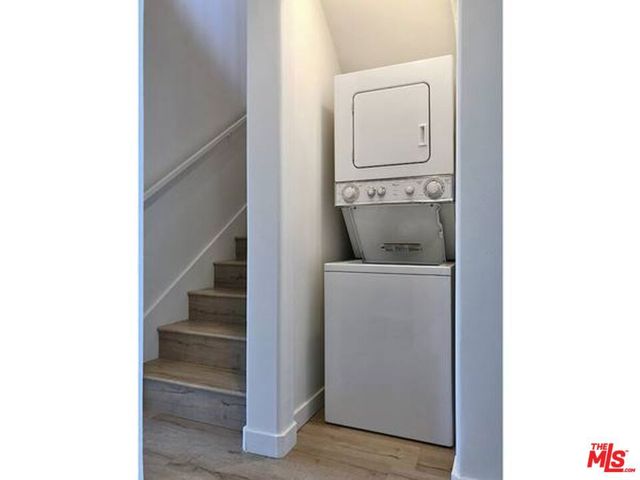 10560 SANTA MONICA 7, Los Angeles, CA 90025