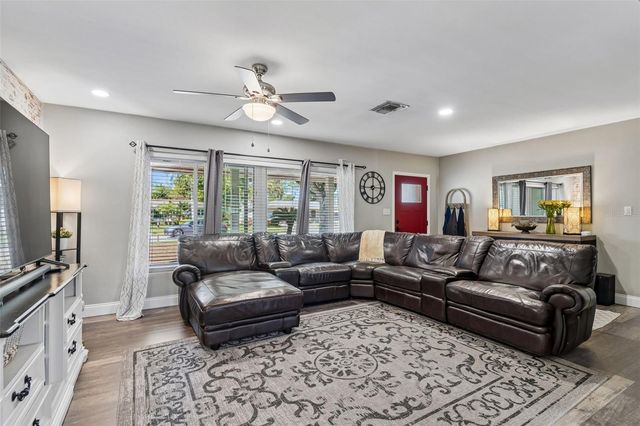 1461 SATSUMA STREET, Clearwater, FL 33756