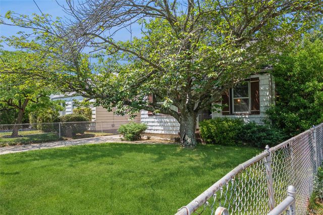 288 Semton Boulevard, Franklin Square, NY 11010