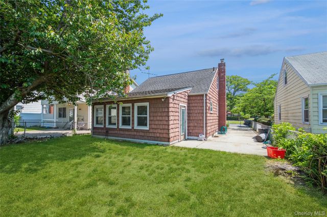 288 Semton Boulevard, Franklin Square, NY 11010
