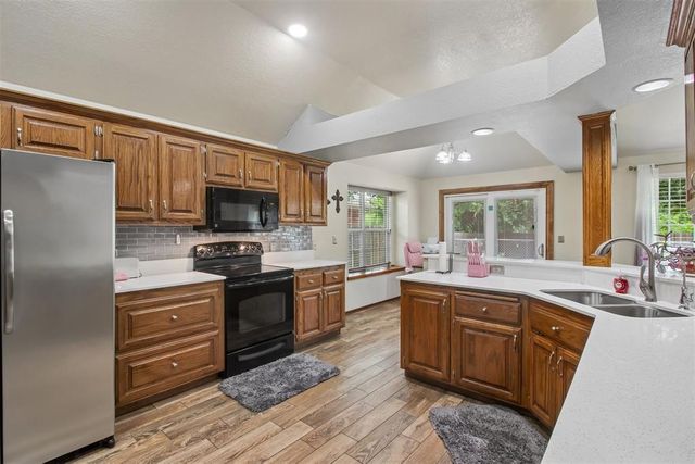 1721 Cliffside Court, Norman, OK 73072