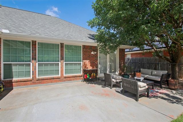 1721 Cliffside Court, Norman, OK 73072