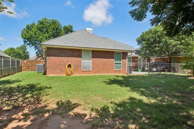 1721 Cliffside Court, Norman, OK 73072