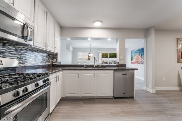 3992 Chinchilla Avenue, Las Vegas, NV 89121