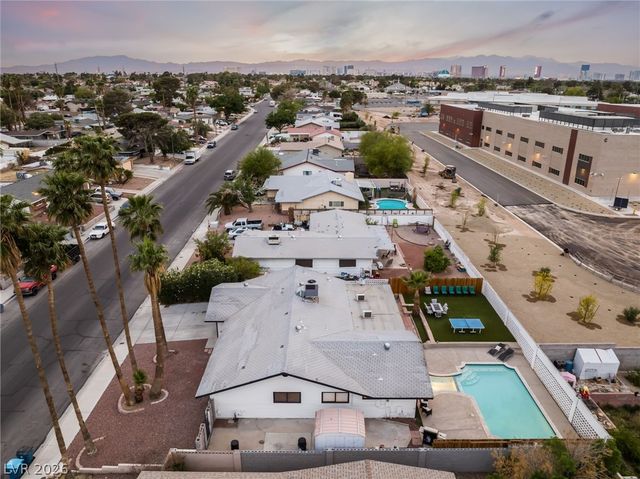 3992 Chinchilla Avenue, Las Vegas, NV 89121