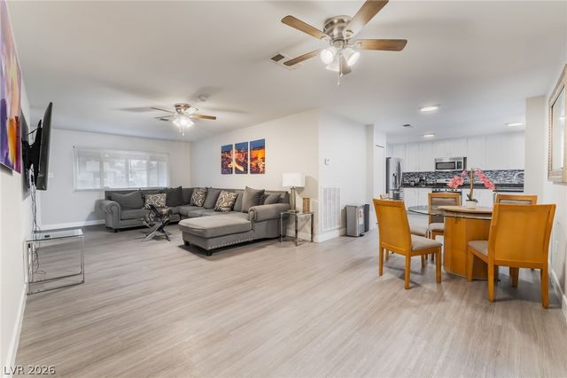 3992 Chinchilla Avenue, Las Vegas, NV 89121