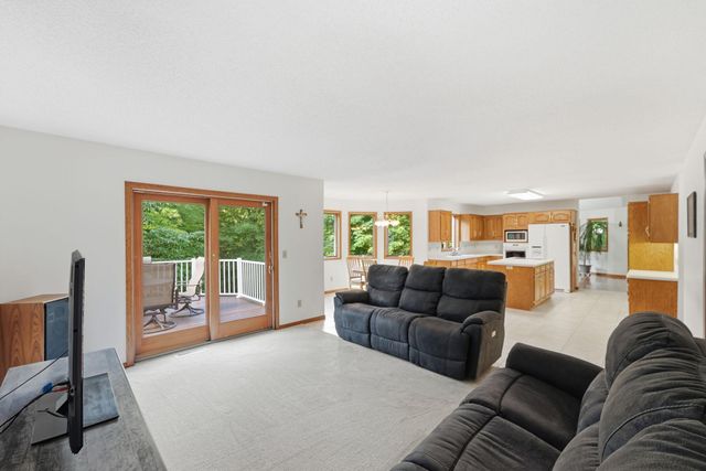 2320 40th Street N, Sartell, MN 56377