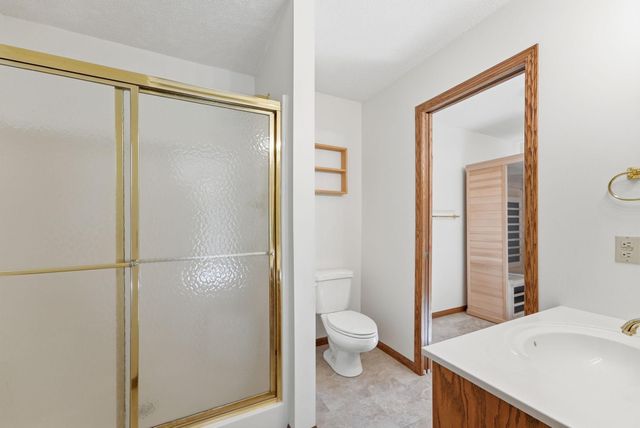 2320 40th Street N, Sartell, MN 56377