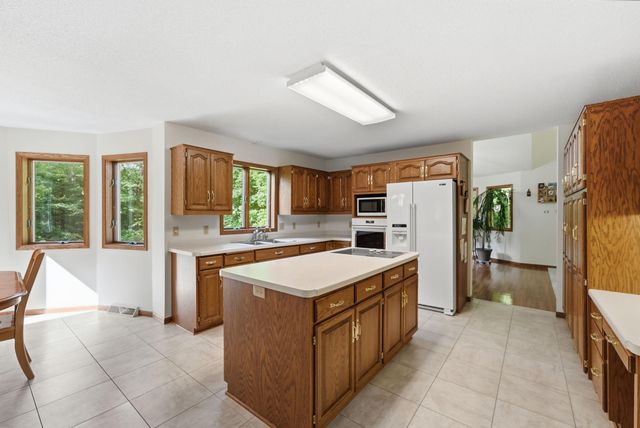 2320 40th Street N, Sartell, MN 56377