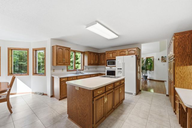 2320 40th Street N, Sartell, MN 56377