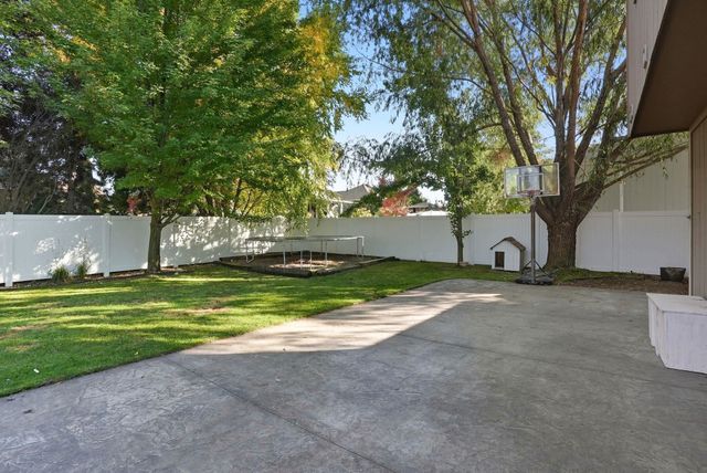 8812 N K Ct, Spokane, WA 99208