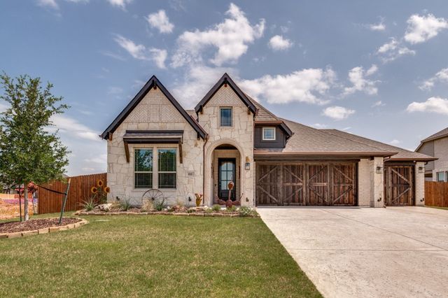 111 Tetrad Circle, Waxahachie, TX 75165