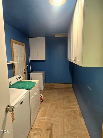 1133 SW Ballinger Drive, Grants Pass, OR 97526