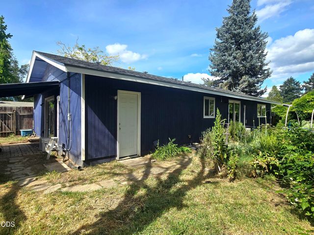 1133 SW Ballinger Drive, Grants Pass, OR 97526