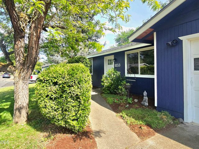 1133 SW Ballinger Drive, Grants Pass, OR 97526