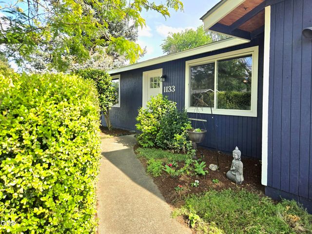 1133 SW Ballinger Drive, Grants Pass, OR 97526