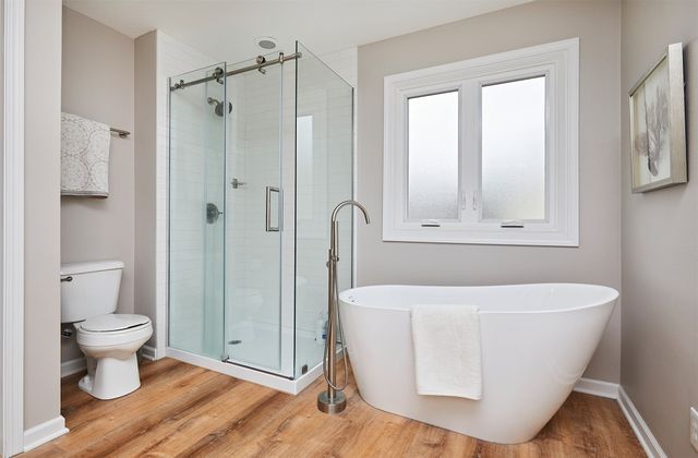 1544 NW 127th Court, Clive, IA 50325