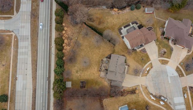 1544 NW 127th Court, Clive, IA 50325