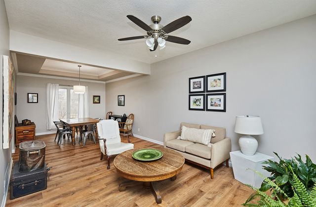 1544 NW 127th Court, Clive, IA 50325