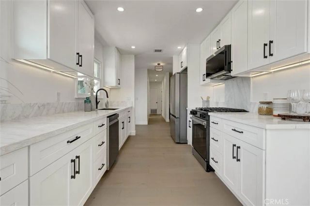 7746 Sunnybrae, Los Angeles, CA 91306