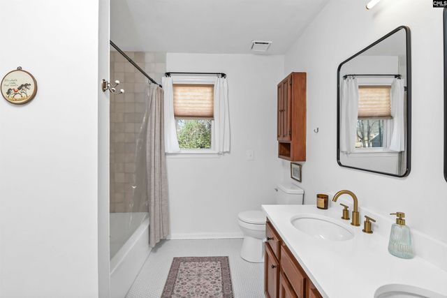 703 Cedar Field Lane, West Columbia, SC 29170