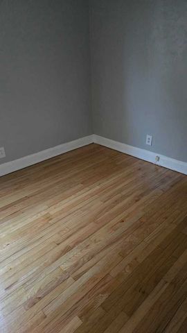 11926 S La Salle Street, Chicago, IL 60628