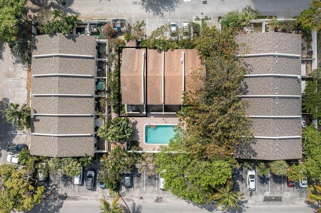 563 NE 7th Avenue, Fort Lauderdale, FL 33301