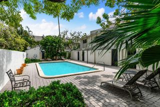 563 NE 7th Avenue 1B, Fort Lauderdale, FL 33301