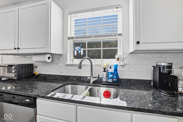 14910 Oak Road, Carmel, IN 46033