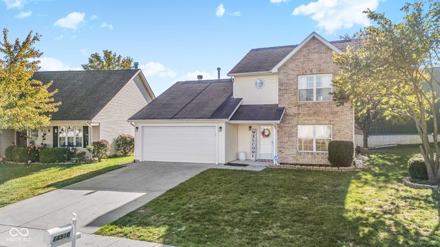 14910 Oak Road, Carmel, IN 46033