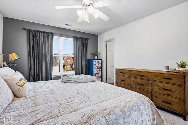 14910 Oak Road, Carmel, IN 46033