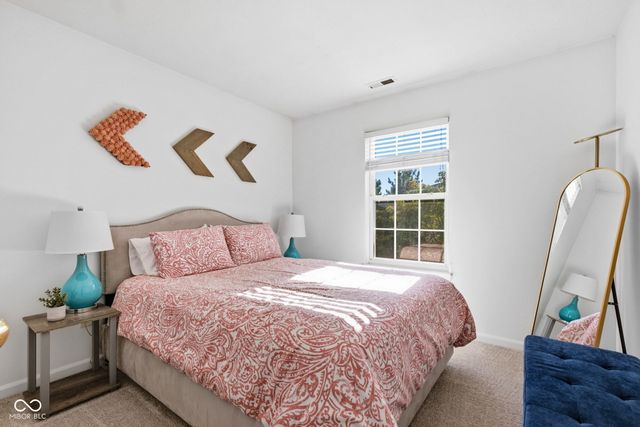 14910 Oak Road, Carmel, IN 46033