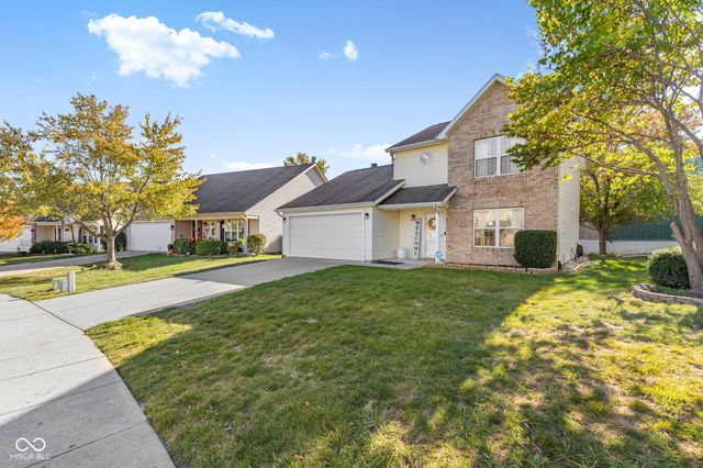 14910 Oak Road, Carmel, IN 46033