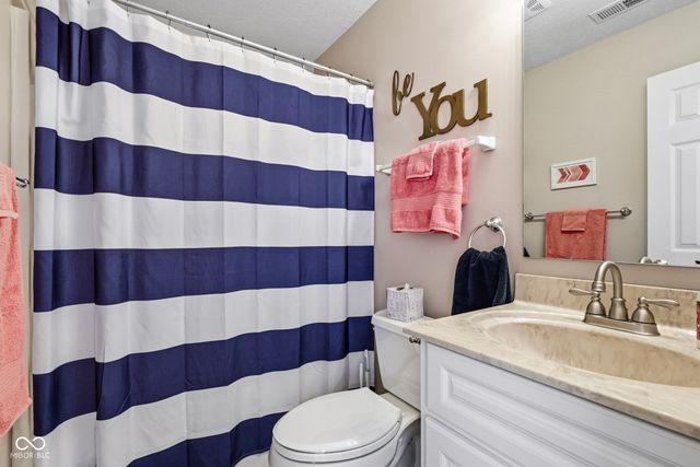 14910 Oak Road, Carmel, IN 46033