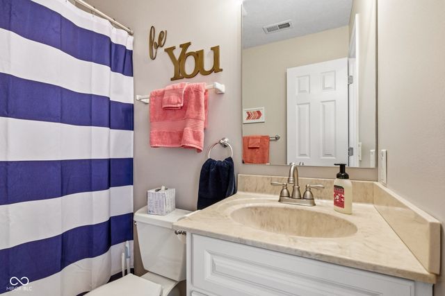 14910 Oak Road, Carmel, IN 46033